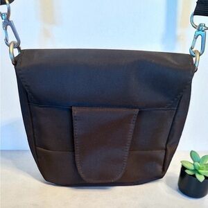 Travelon Black Crossbody Travel Bag Adjustable & Removable Strap Card Holders